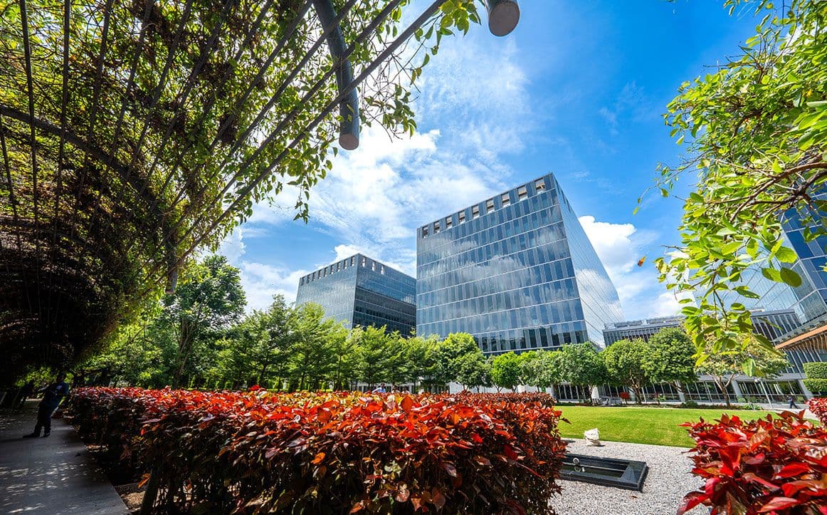 Walkways and green spaces surrounding Helios Business Park