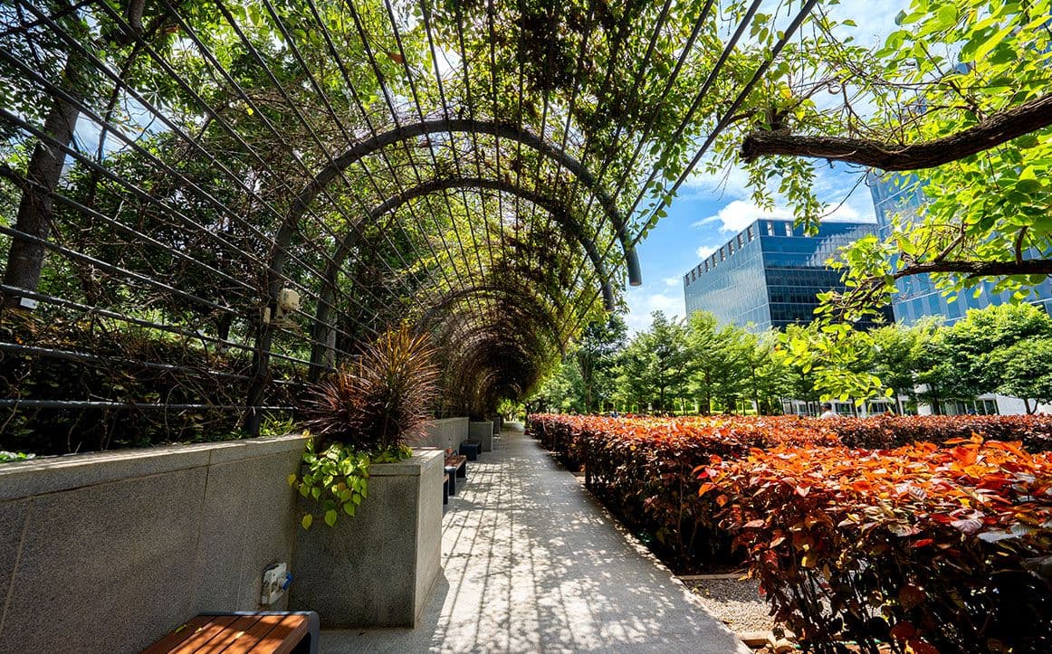 Walkways and green spaces surrounding Helios Business Park