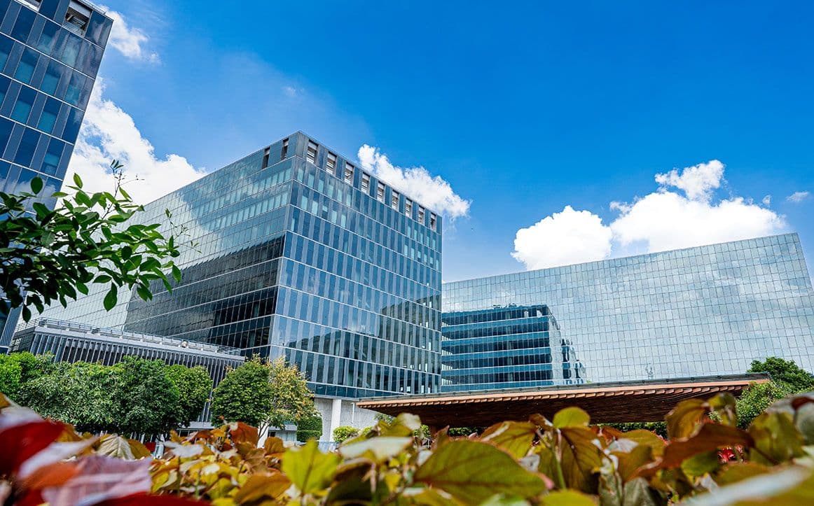 Wide-angle view of Helios Business Park's facade